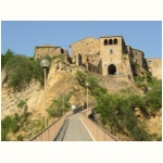 Die Stadt auf bröckelndem Felsen